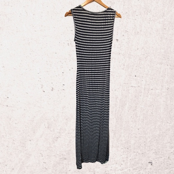 Max Studio Blue and Gray Sleeveless Sheath Maxi Dress - Picture 2 of 4